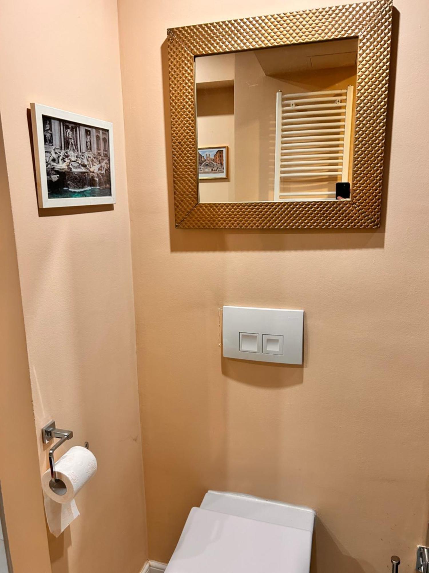 Persepolis Apartment Bukares Bagian luar foto